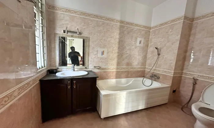 Nice House For Rent in Tran Nao Street Binh An Ward District 2 HCM 400sqm 2,000 USD/month