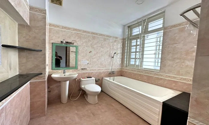 Nice House For Rent in Tran Nao Street Binh An Ward District 2 HCM 400sqm 2,000 USD/month