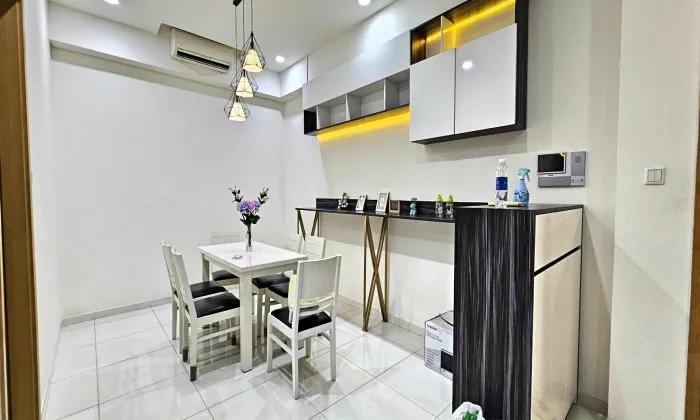 Pool View 02 Bedrooms The Vista An Phu For Rent in HCMC 101sqm 1,000 USD/month