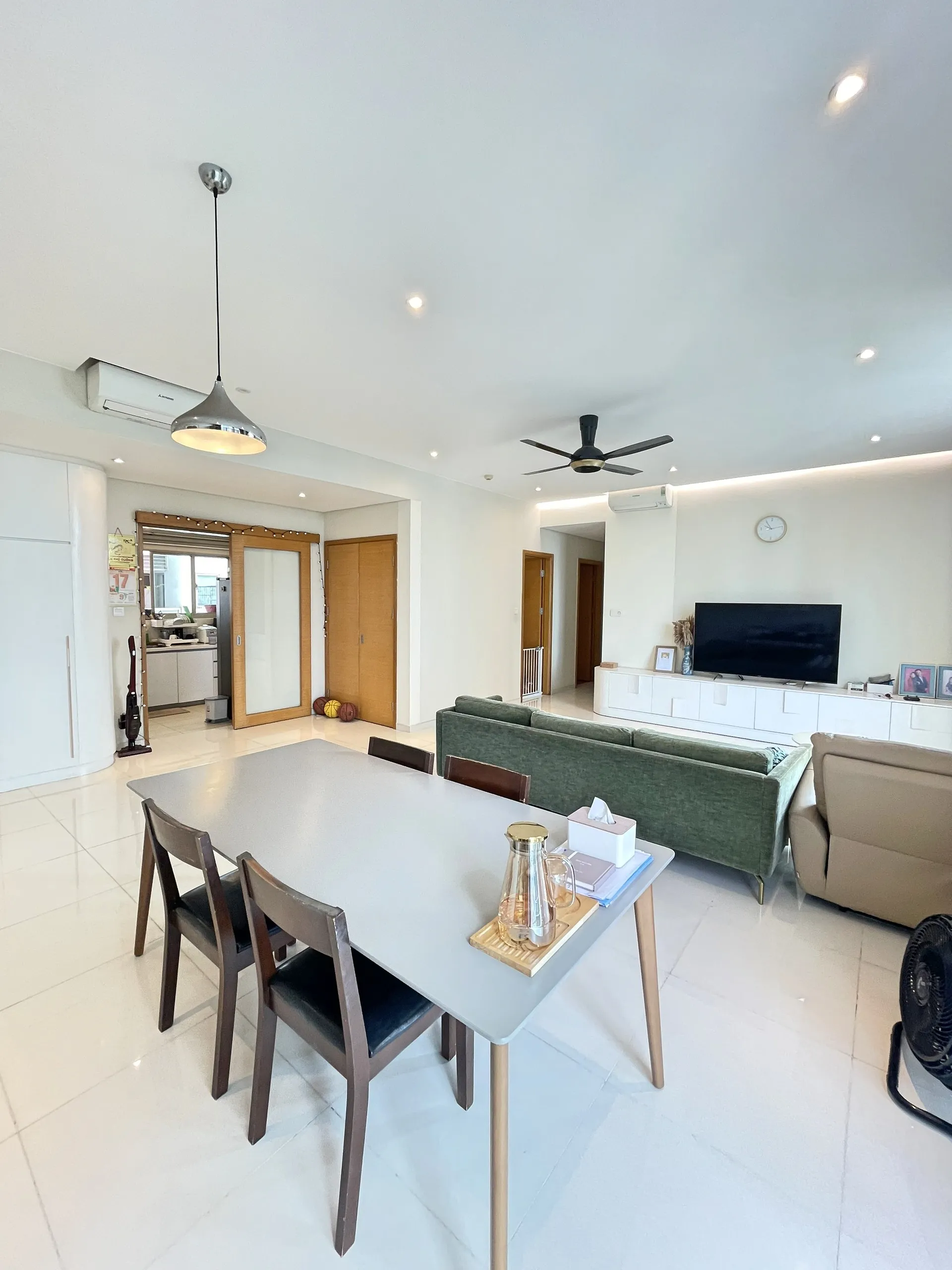04 Bedroom Pool View The Vista An Phu Apartment For Rent HCM 172sqm 2,400 USD/month