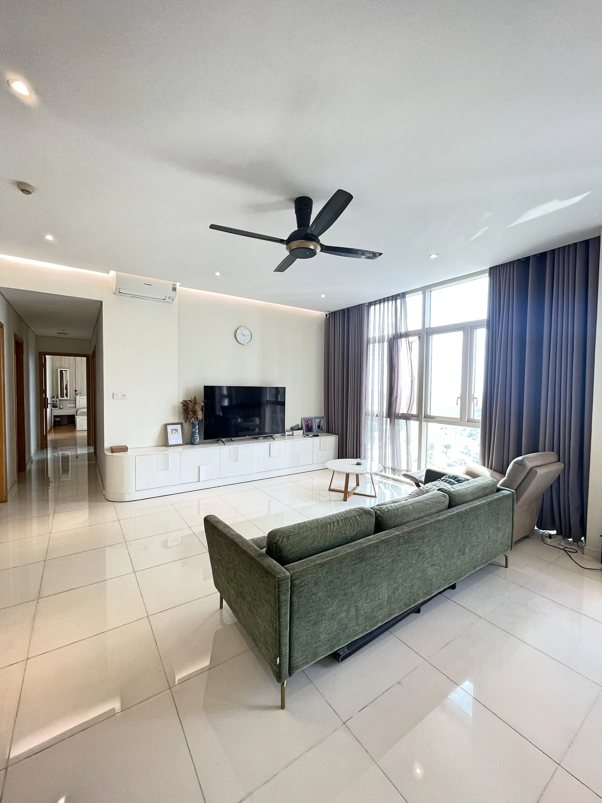 04 Bedroom Pool View The Vista An Phu Apartment For Rent HCM 172sqm 2,400 USD/month