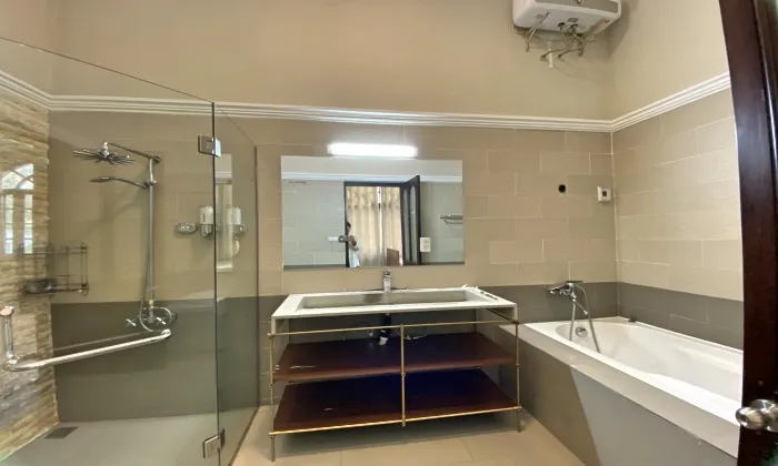 04 Bedroom Pool Villa For Rent in Street 11 Thao Dien Ward HCM 500sqm 2,700 USD/month