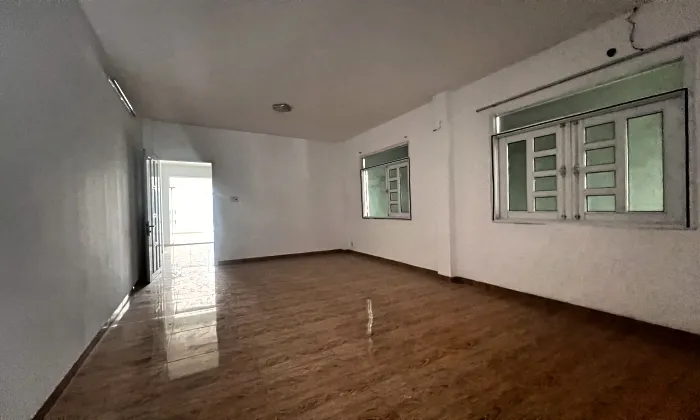 Big House For Rent in 215 Nguyen Van Huong Thao Dien HCMC 400sqm 1,800 USD/month