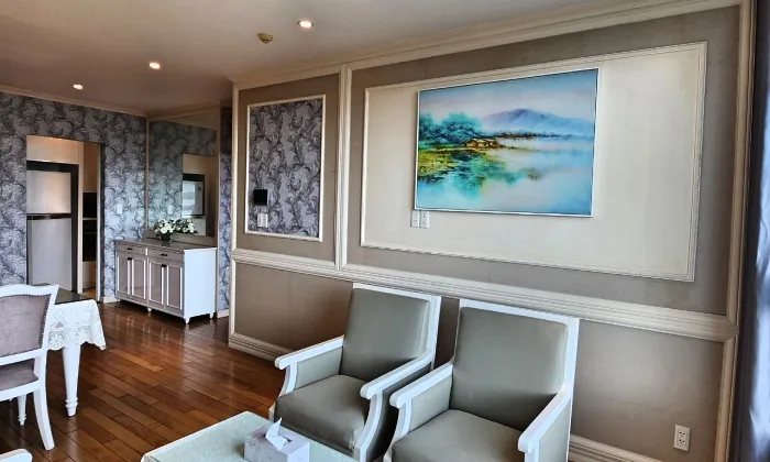 Two Bedroom Leman Apartment For Rent With Bathtub District 3 HCMC 75sqm 1,300 USD/month