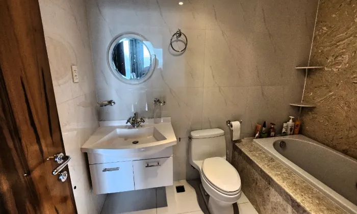 Two Bedroom Leman Apartment For Rent With Bathtub District 3 HCMC 75sqm 1,300 USD/month