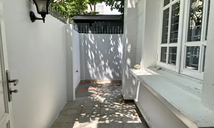 Nice conditions House For Rent in 204 Nguyen Van Huong St Thao Dien HCM 350sqm 1,800 USD/month