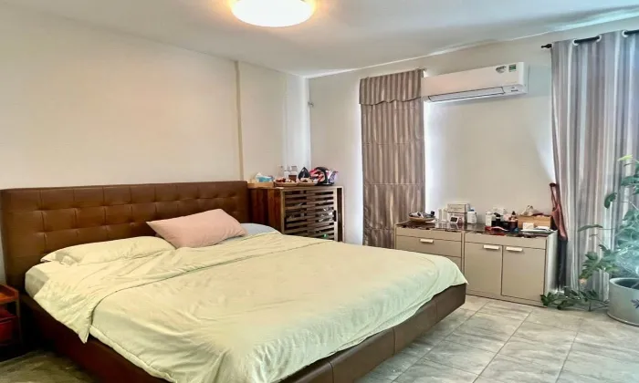 Fully furnished House For Rent in Street 02 Thao Dien Ward HCMC 300sqm 2,000 USD/month