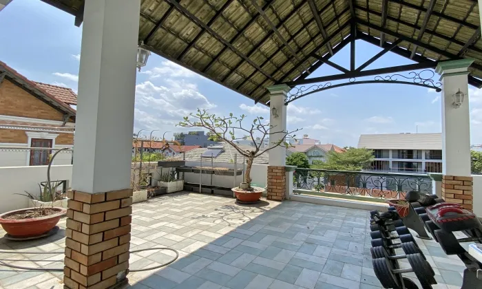 Very Good House For Rent in Eden Compound 118 Nguyen Van Huong HCM 450sqm 2,200 USD/month