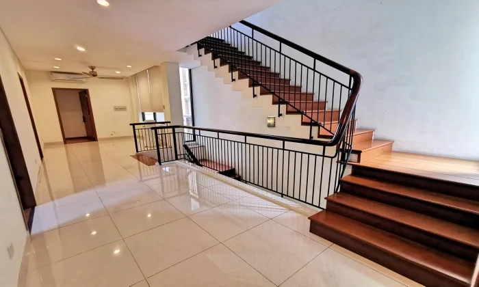 Big Villa For Rent in 204 Nguyen Van Huong Thao Dien Ho Chi Minh City 400sqm 4,000 USD/month