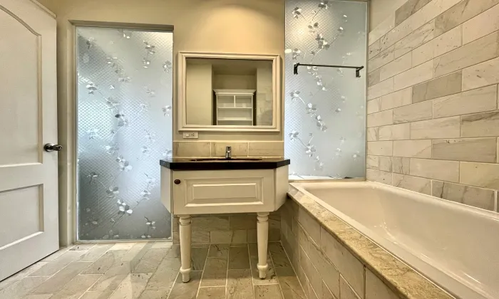 One Bedroom Serviced apartment for rent in Thao Dien District 2 HCM 42sqm 570 USD/month