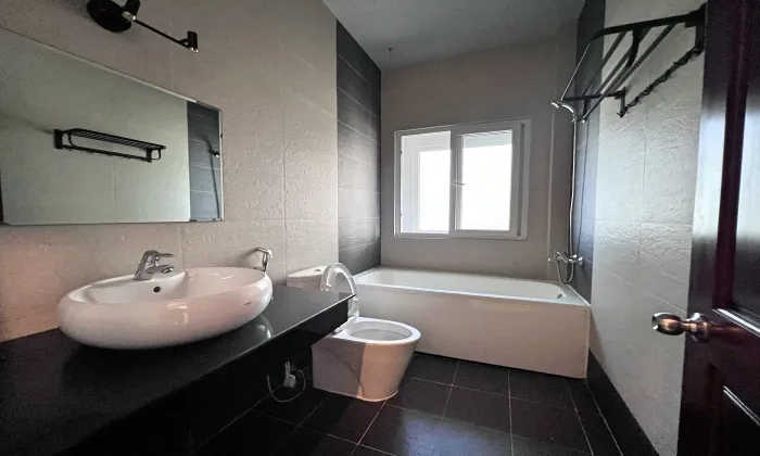 02 Bedroom Garden House for rent in 204B Nguyen Van Huong Thao Dien HCMC 350sqm 1,800 USD/month