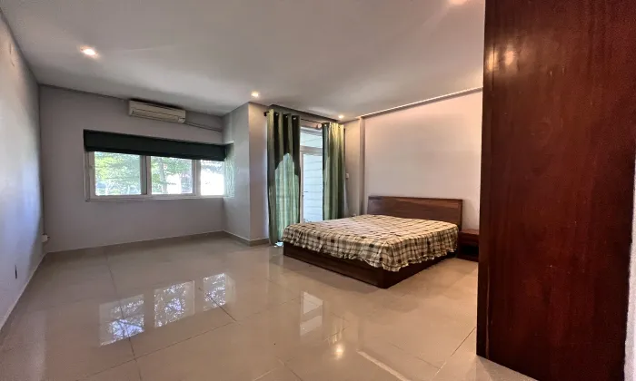 02 Bedroom Garden House for rent in 204B Nguyen Van Huong Thao Dien HCMC 350sqm 1,800 USD/month