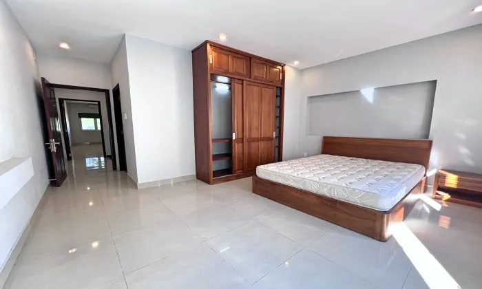 02 Bedroom Garden House for rent in 204B Nguyen Van Huong Thao Dien HCMC 350sqm 1,800 USD/month