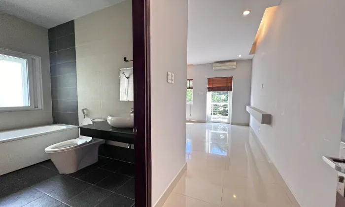 02 Bedroom Garden House for rent in 204B Nguyen Van Huong Thao Dien HCMC 350sqm 1,800 USD/month