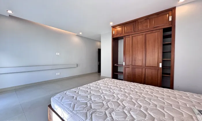 02 Bedroom Garden House for rent in 204B Nguyen Van Huong Thao Dien HCMC 350sqm 1,800 USD/month