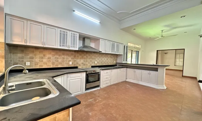 Very nice Garden Villa For Rent  Phu Tuong Compound Thao Dien HCM 7000sqm 4,000 USD/month