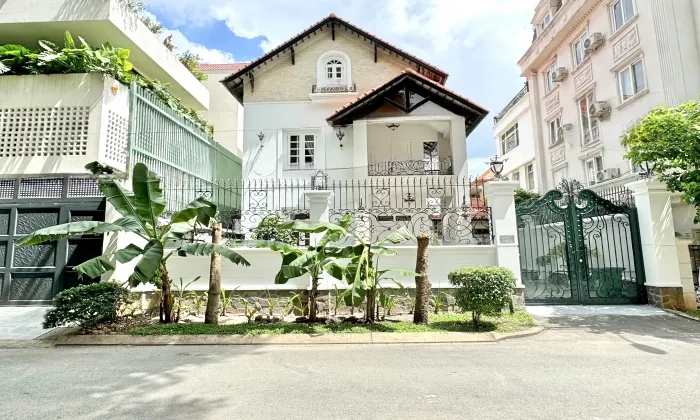 Private Home Villa For Rent in 215 Nguyen Van Huong Thao Dien Ho Chi Minh City 500sqm 3,800 USD/month
