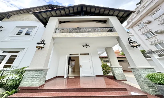 Private Home Villa For Rent in 215 Nguyen Van Huong Thao Dien Ho Chi Minh City 500sqm 3,800 USD/month