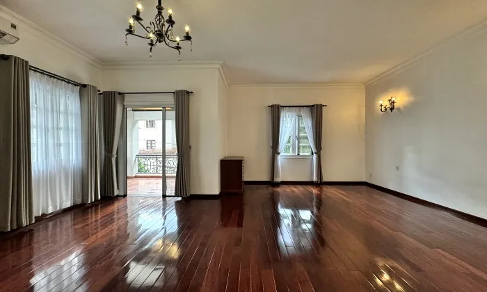Private Home Villa For Rent in 215 Nguyen Van Huong Thao Dien Ho Chi Minh City 500sqm 3,800 USD/month