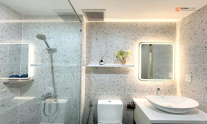 Studio Honghome Serviced Apartment for rent in Phu Nhuan HCM 30sqm 550 USD/month