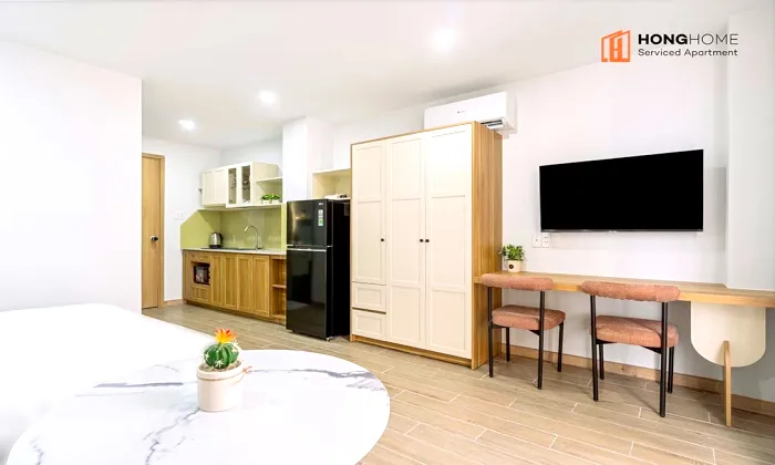 Studio Honghome Serviced Apartment for rent in Phu Nhuan HCM 30sqm 550 USD/month