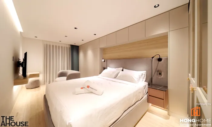 Modern Anhouse Studio For Rent in Nguyen Thi Minh Dakao District 1 HCM 30sqm 900 USD/month