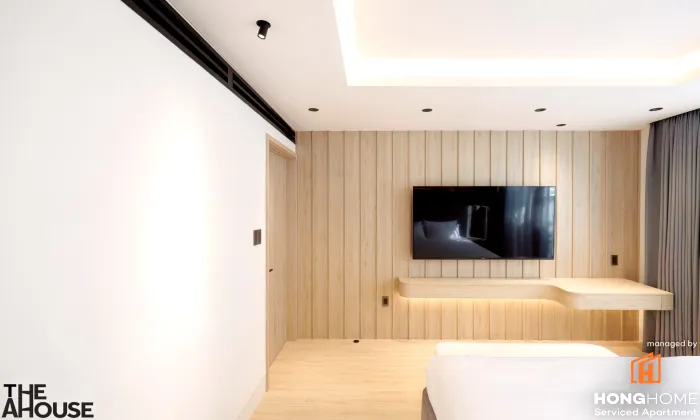 So Luxury One Bedroom Anhouse Serviced Apartment in Dakao District 1 HCM 45sqm 1,300 USD/month