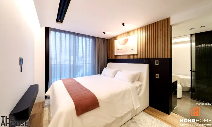 High-end One Bedroom Apartment For Rent in Center Dakao HCM 100sqm 2,500 USD/month