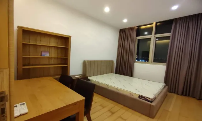 Highway View Two Bedroom The Vista Apartment for rent in An Phu HCM 101sqm 900 USD/month
