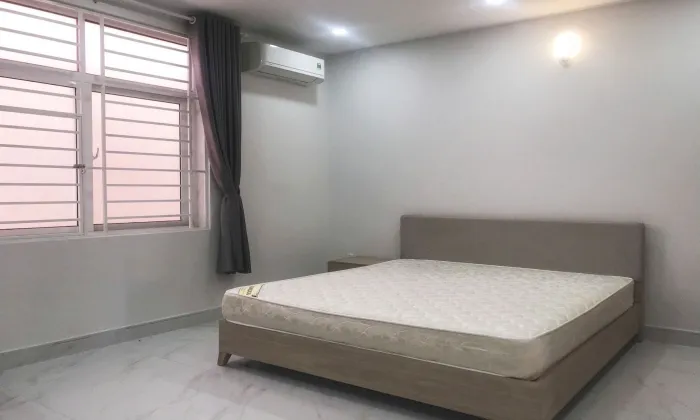 Spacious and New House For Rent in Street 41 Thao Dien Ward Ho Chi Minh 350sqm 1,800 USD/month