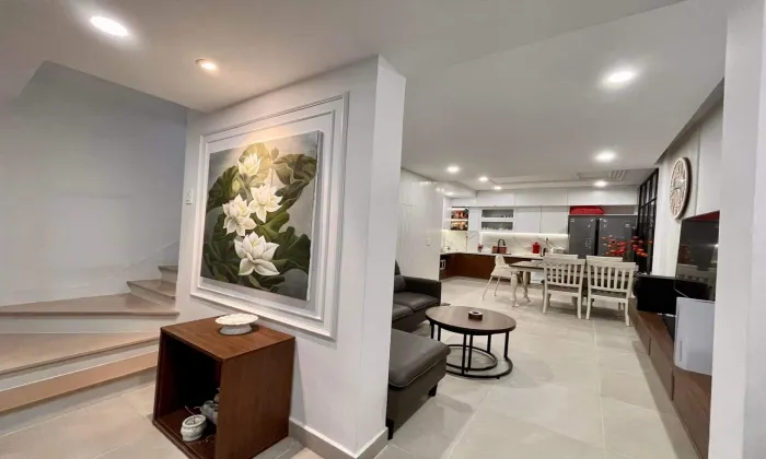 Brilliant House For Rent in Nguyen Duy Hieu Thao Dien Ward HCMC 200sqm 1,800 USD/month