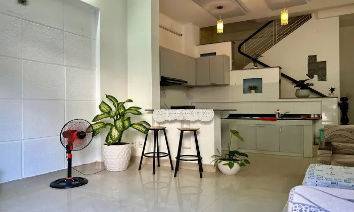 Furnished house for rent in Street 5 Lang Bao Chi Thao Dien Ward HCM 165sqm 1,000 USD/month
