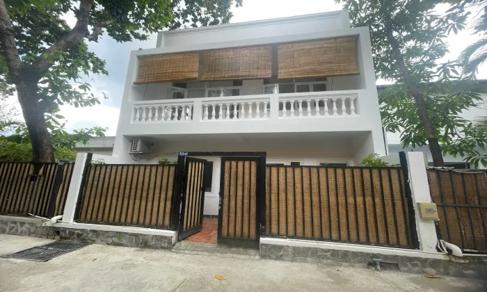 Small house for rent in An Phu Compound An Phu Ward HCMC 200sqm 2,000 USD/month