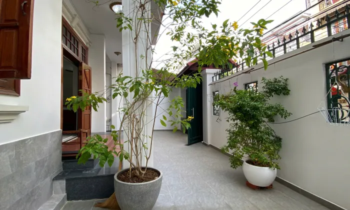 Bright and Clean House For Rent in Truc Duong Lang Bao Chi Thao Dien HCM 250sqm 1,800 USD/month