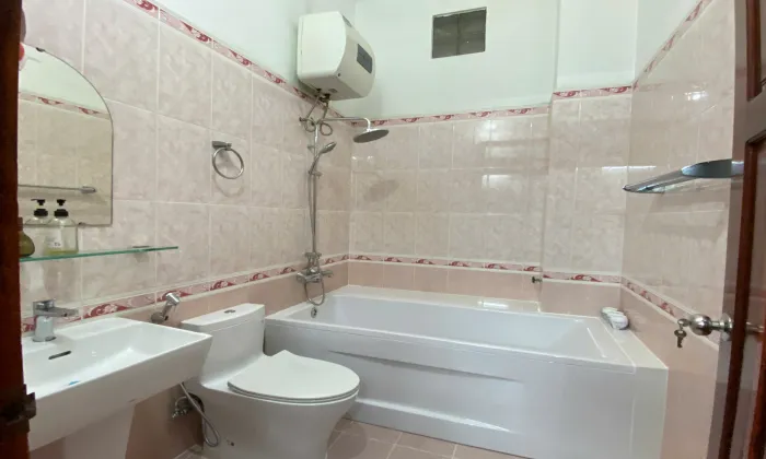 Bright and Clean House For Rent in Truc Duong Lang Bao Chi Thao Dien HCM 250sqm 1,800 USD/month