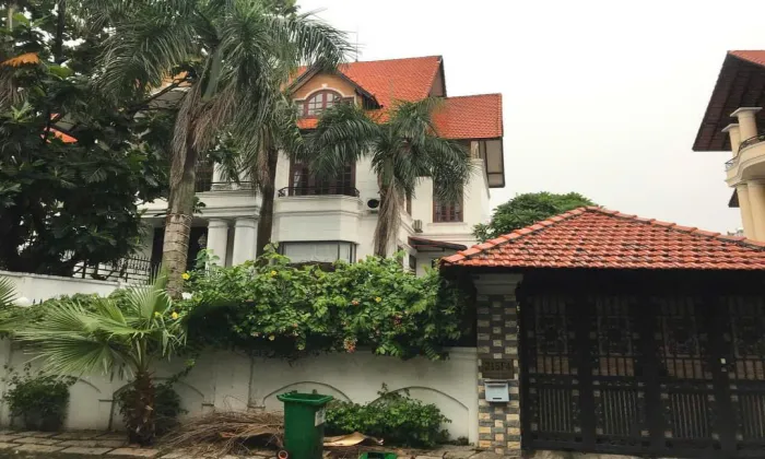 Nice Villa For Rent in Phu Tuong Compound 215 Nguyen Van Huong HCMC 450sqm 3,500 USD/month