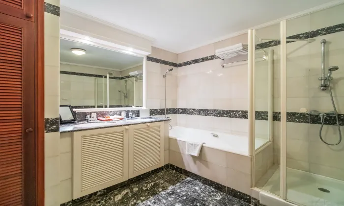 Open View To River 02 Bedroom Saion Domaine Residence For Rent HCM 169sqm 2,750 USD/month