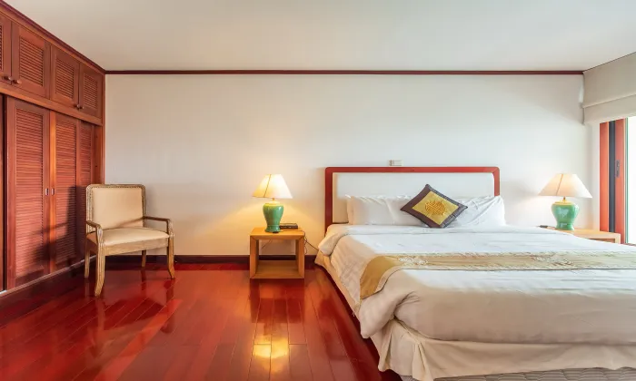 250Sqm 4 Bedroom Saigon Domaine Residence Apartment For Rent HCM 3,850 USD/month
