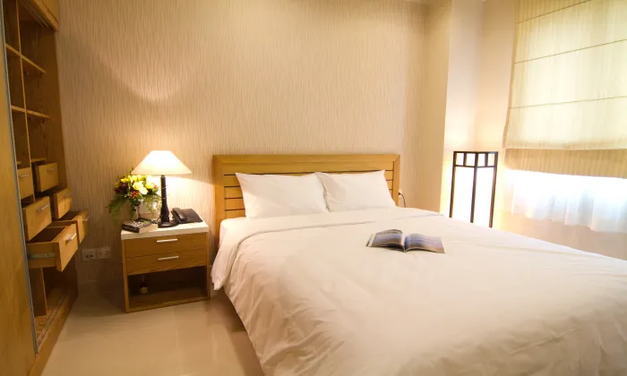 Studio Mayfair Suites Serviced Apartment For Rent in District 1 HCMC 37sqm 700 USD/month