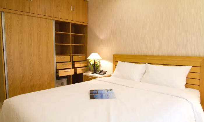 Studio Mayfair Suites Serviced Apartment For Rent in District 1 HCMC 37sqm 700 USD/month