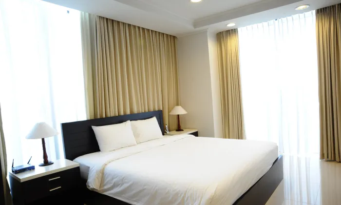Two Bedroom Apartment For Rent in Mayfair Suites Serviced Apartment HCM 68sqm 1,100 USD/month