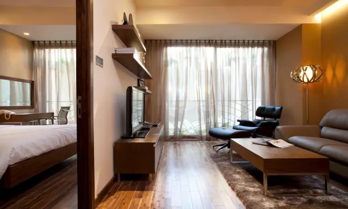 Saigon Residence Serviced Apartment For Rent in Thai Van Lung District 1 HCM 47sqm 1,550 USD/month