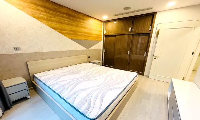 02 Bedroom Apartment River View Vinhome Bason For Rent in HCMC 72sqm 1,100 USD/month