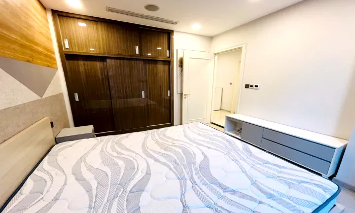 02 Bedroom Apartment River View Vinhome Bason For Rent in HCMC 72sqm 1,100 USD/month