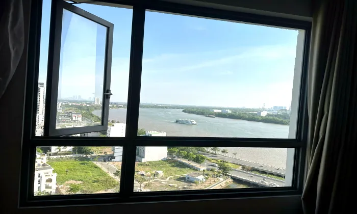Unfurnished River View Three Bedroom Apartment For Rent HCM 120sqm 1,400 USD/month