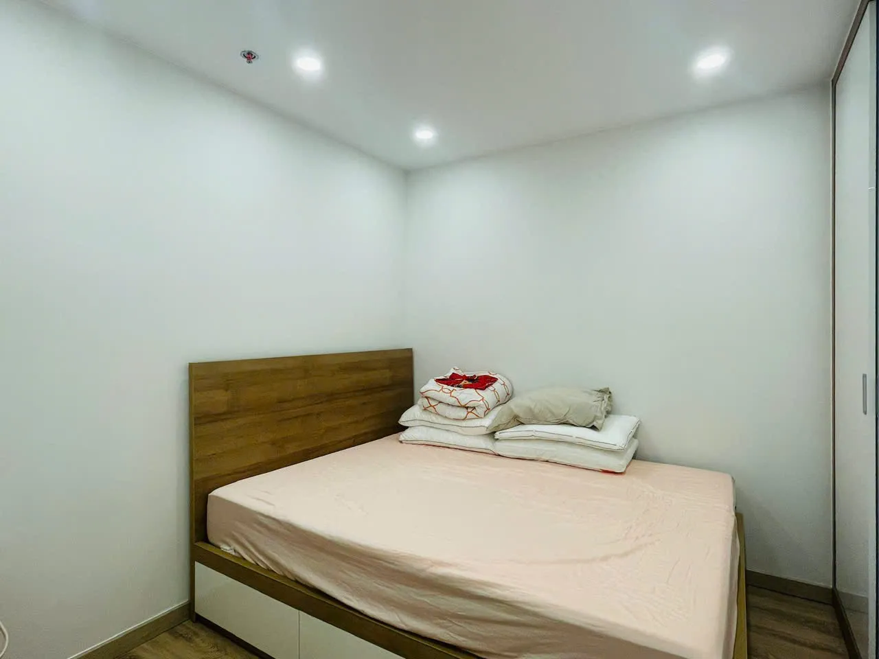 Really Spacious 3 Bedrooms 250Sqm Diamond Island Apartment For Rent 105,000,000 VND/month