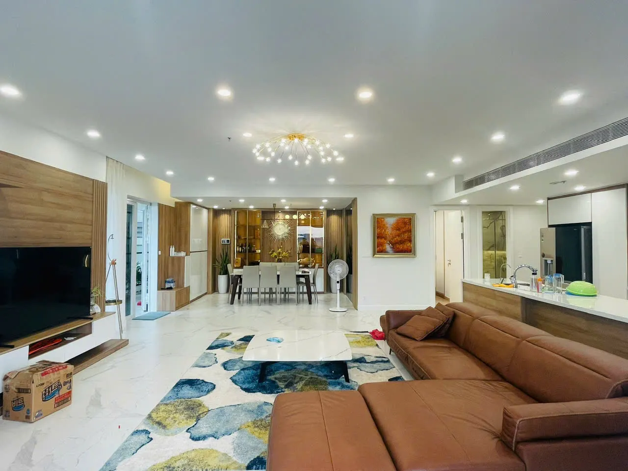 Really Spacious 3 Bedrooms 250Sqm Diamond Island Apartment For Rent 105,000,000 VND/month