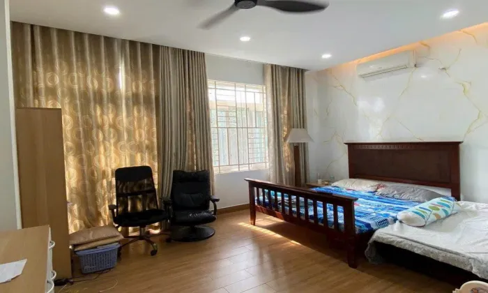 Nice balcony House for rent in Street 1 Lang Bao Chi Thao Dien HCMC 250sqm 1,400 USD/month