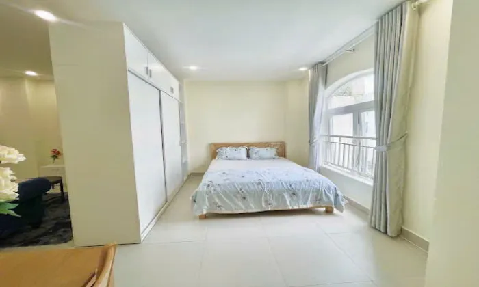 One Bedroom Sunny Serviced Apartment in Thao Dien HCMC 45sqm 600 USD/month