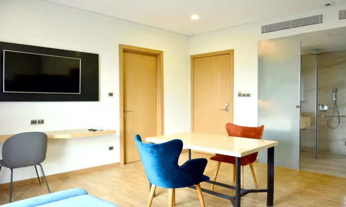 Separate One Bedroom Kim Residence Suites Serviced Apartment For Rent HCM 50sqm 600 USD/month